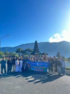 Prodi Komunikasi mengadakan Visit Media dan Benchmarking Ke Bali