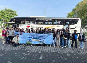 VISIT MEDIA DAN BENCHMARKING PRODI ILMU KOMUNIKASI KE BALI